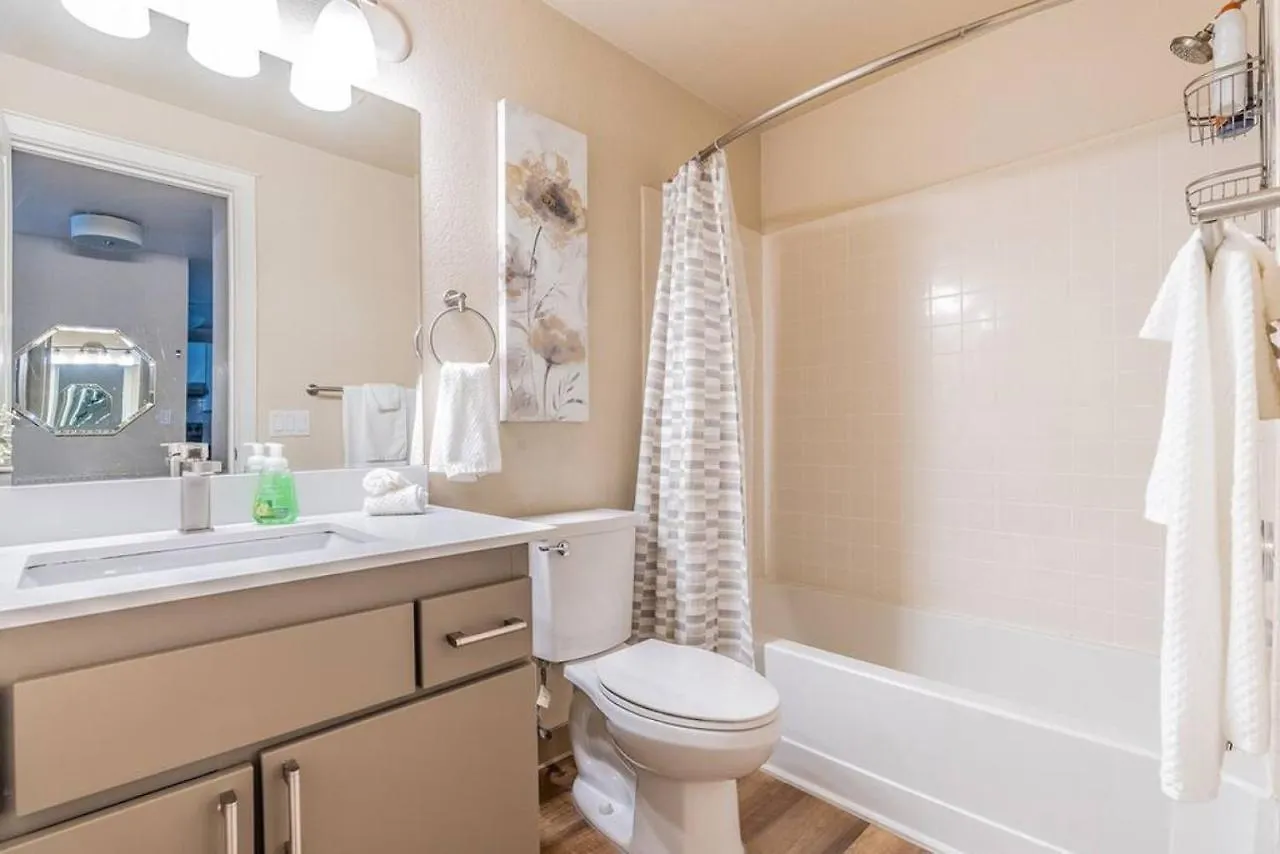 Modern And Spacious Apartment- Gym, Wifi, Free Parking Seattle Apartamento